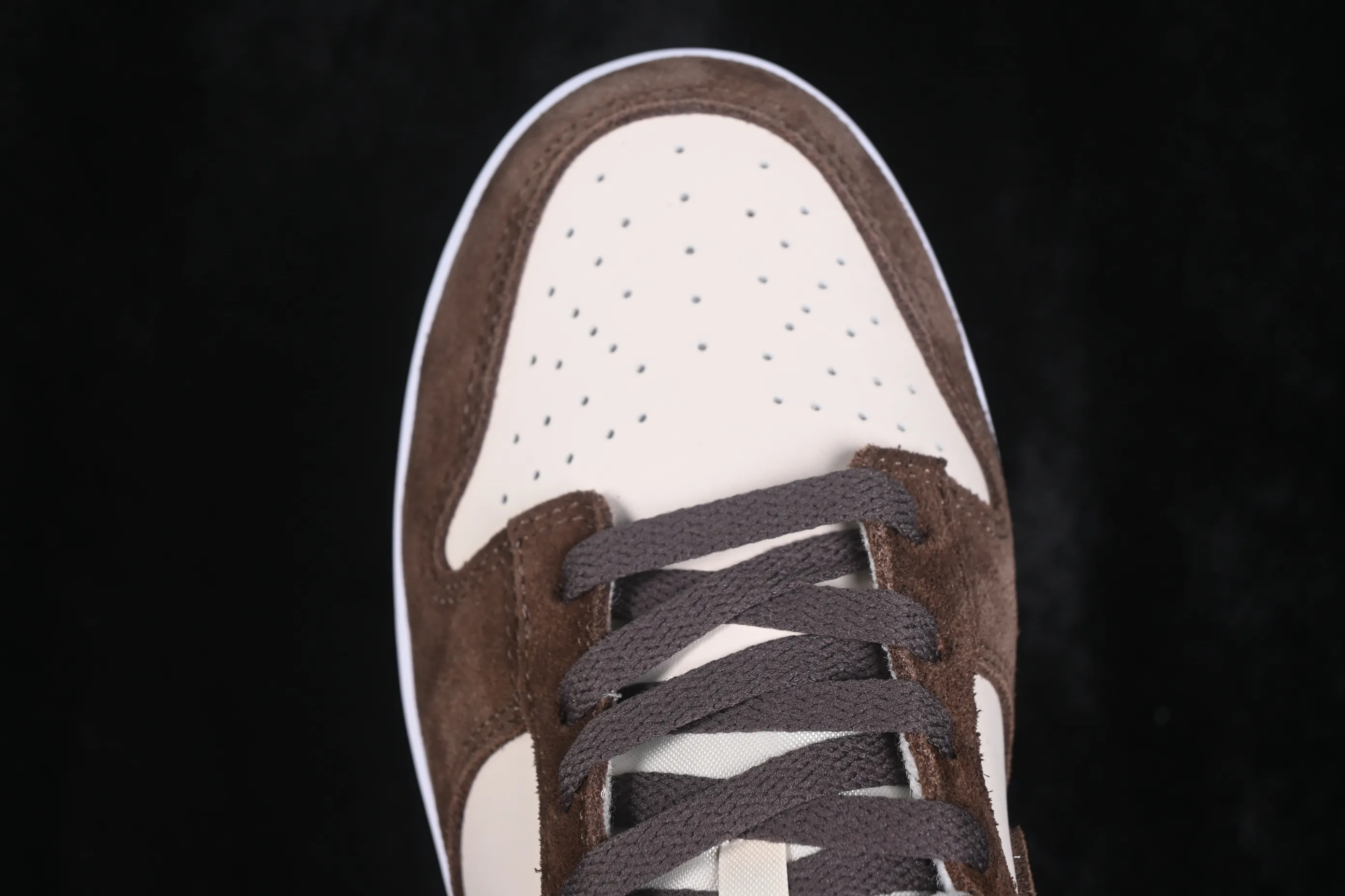 All Categories Nk SB Dunk Series Nk SB Dunk Low Low-top sneakers Nike SB Dunk Low Year of the Horse Brown Low-top casual sneakers IO4244-102